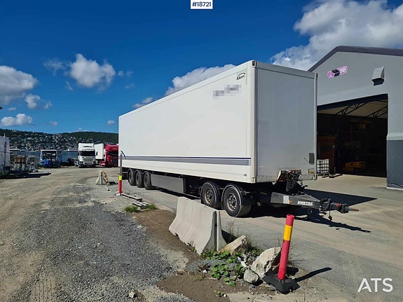 Ekeri 3 akslet skapsemi m/ full sideåpning 2 of 4