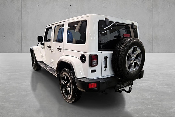 Jeep Wrangler 5 of 5