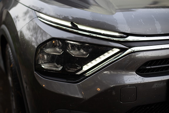 Citroen E-C4 9 of 23