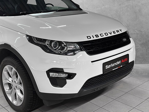 Land Rover Discovery Sport 9 of 30
