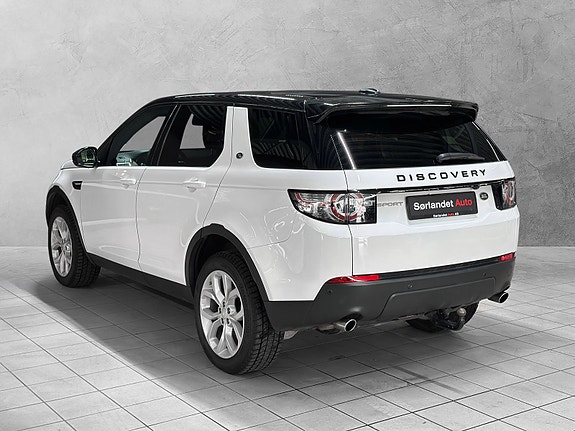 Land Rover Discovery Sport 5 of 5