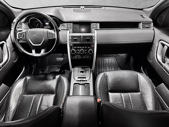Land Rover Discovery Sport 22 of 30