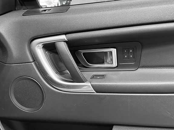 Land Rover Discovery Sport 24 of 30