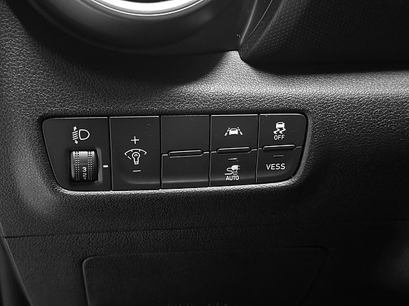 Hyundai Kona 22 of 30