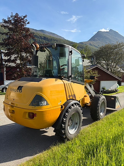 Volvo L25B 5 of 14