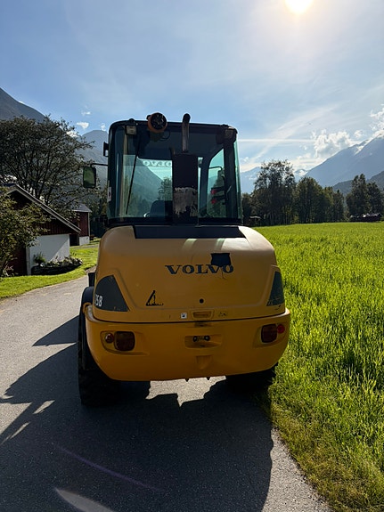 Volvo L25B 3 of 14