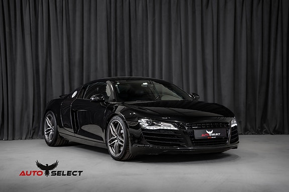 Audi R8 4 of 5