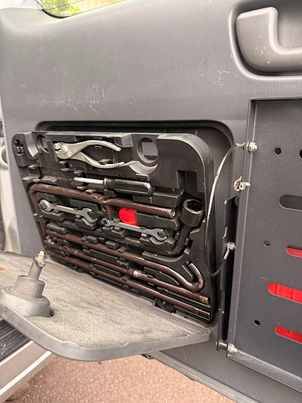 Toyota Land Cruiser 18 of 30