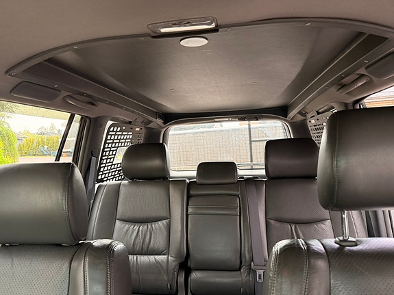 Toyota Land Cruiser 29 of 30