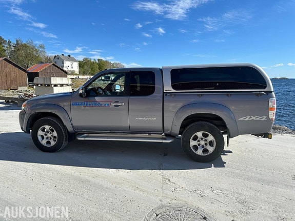 Mazda BT-50 5 of 5