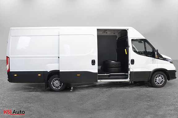 Iveco Daily 8 of 30