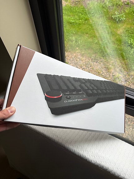 Product image 8 of 9
