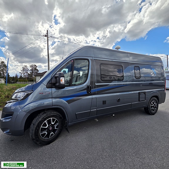 Knaus VAN, 4 sengeplasser, dobbelt seng 2 of 19