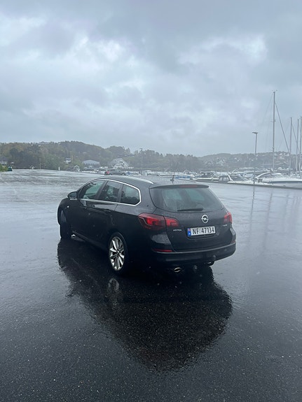 Opel Astra 4 of 5