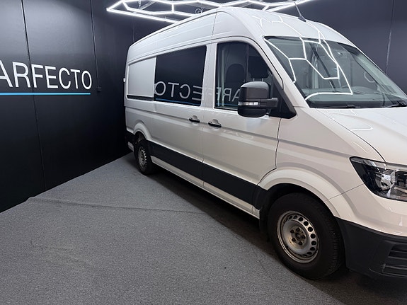 Volkswagen Crafter 3 of 5