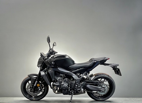 Yamaha MT-09 TECH BLACK 2 of 4