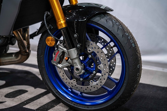 Yamaha MT09 SP - Akrapovic eksosanlegg + kort skiltbrakett - Spar 10.000 kroner! 5 of 5