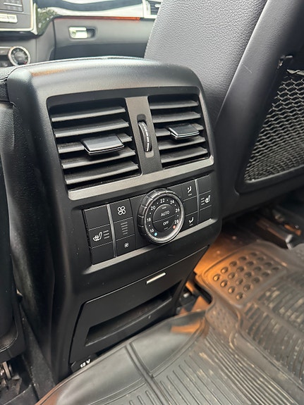 Mercedes-Benz GLS350 d 15 of 15