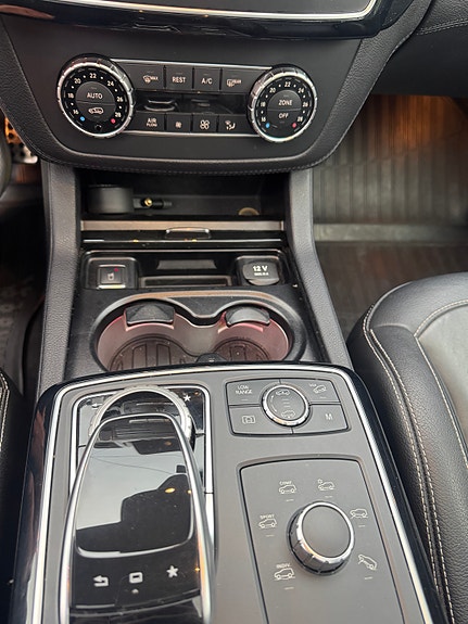 Mercedes-Benz GLS350 d 12 of 15