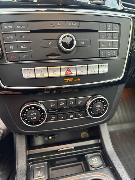 Mercedes-Benz GLS350 d 11 of 15