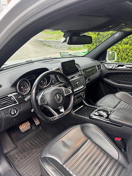 Mercedes-Benz GLS350 d 6 of 15
