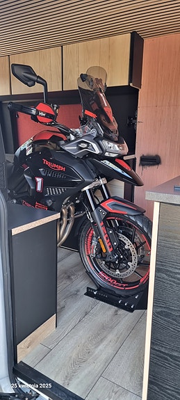 Triumph Tiger 1200 GT EXPLORER 27 of 30