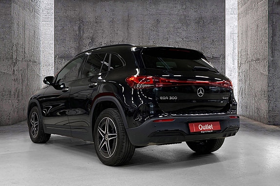 Mercedes-Benz EQA300 4 of 5
