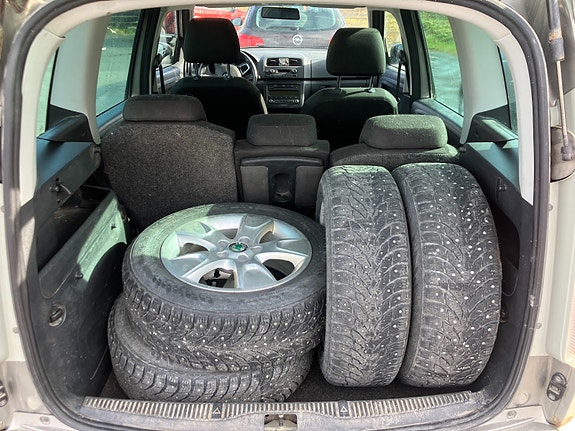 Skoda Roomster 9 of 16