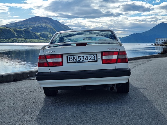 Volvo 940 3 of 5