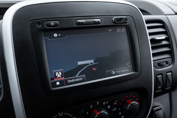 Nissan NV300 20 of 25