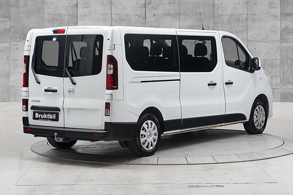 Nissan NV300 6 of 25
