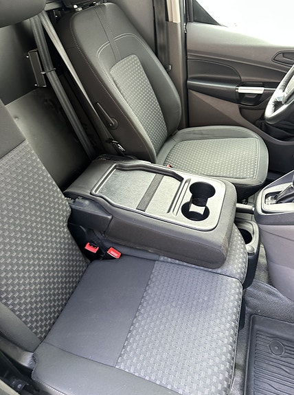 Ford Transit Connect 20 of 30
