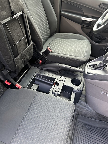 Ford Transit Connect 23 of 30