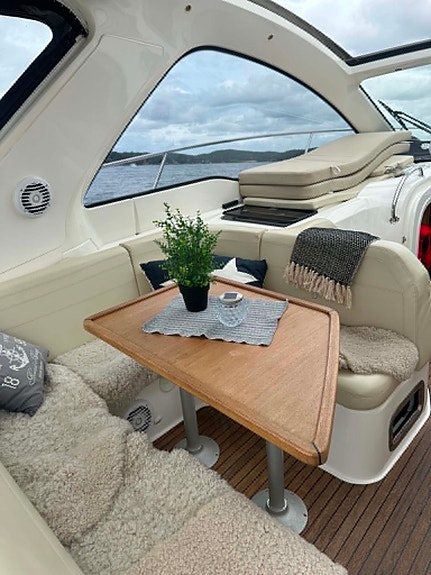 Flott Bavaria 34 Sport HT 10 of 26