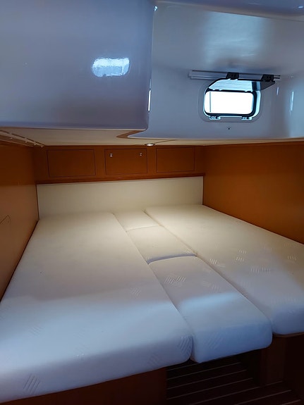 Flott Bavaria 34 Sport HT 16 of 26