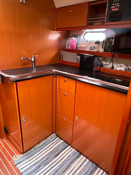 Flott Bavaria 34 Sport HT 14 of 26