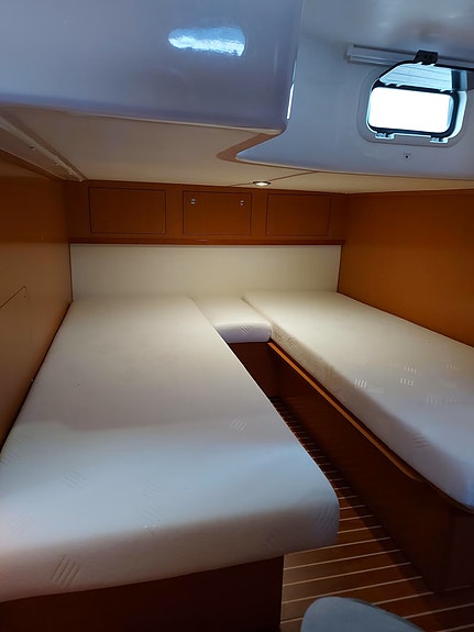 Flott Bavaria 34 Sport HT 15 of 26