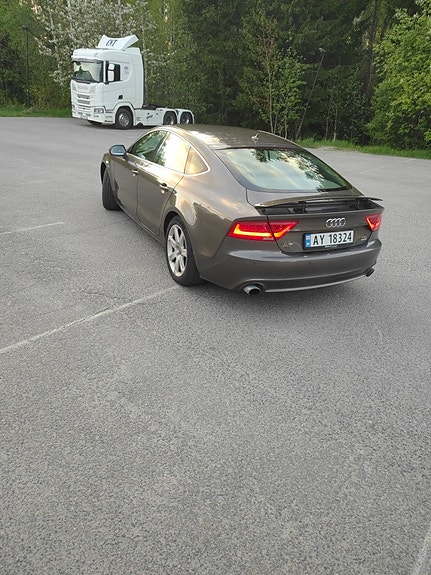 Audi A7 4 of 24