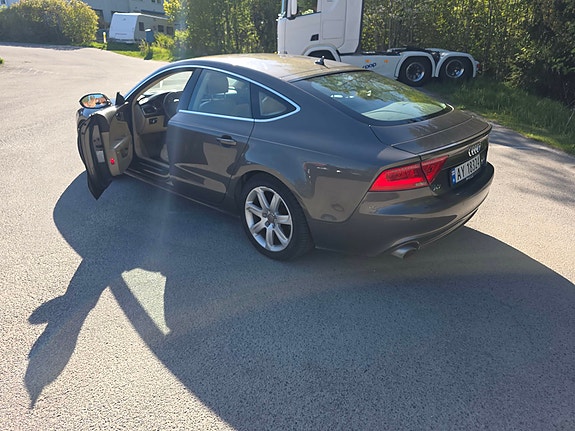 Audi A7 10 of 24