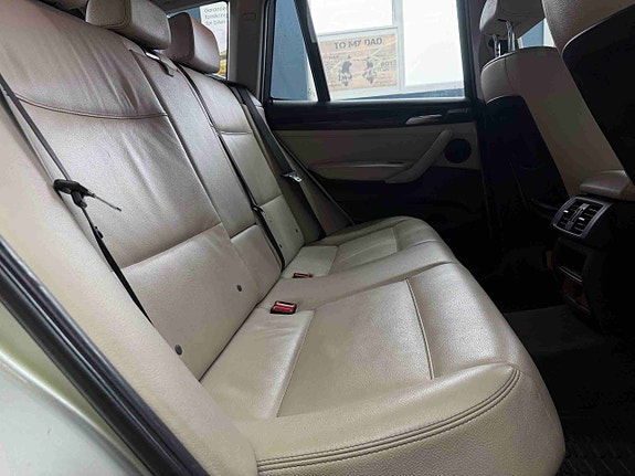 BMW X3 20 of 30