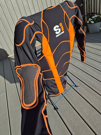 Product image 3 of 6