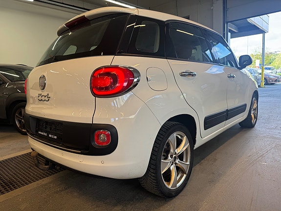 Fiat 500L 4 of 11