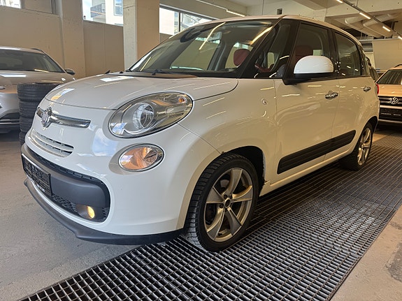 Fiat 500L 2 of 11