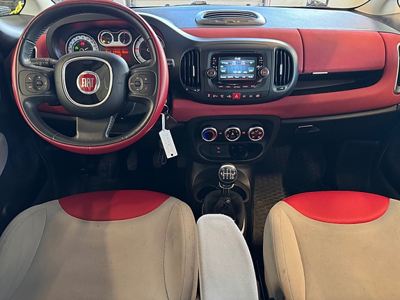 Fiat 500L 7 of 11