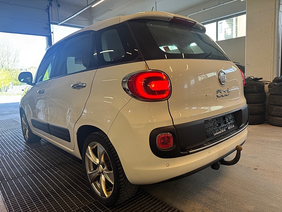 Fiat 500L 3 of 11