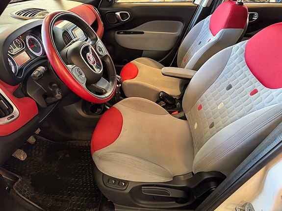 Fiat 500L 8 of 11