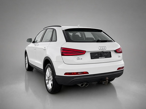 Audi Q3 10 of 30