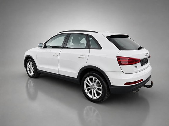 Audi Q3 11 of 30