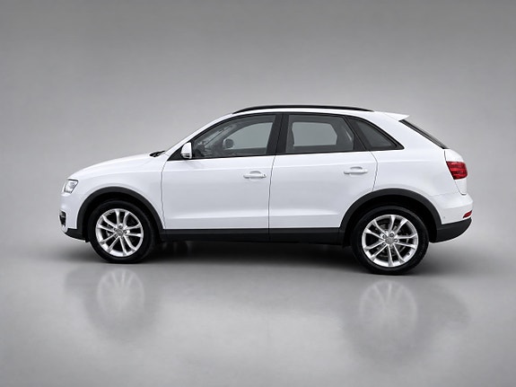 Audi Q3 12 of 30