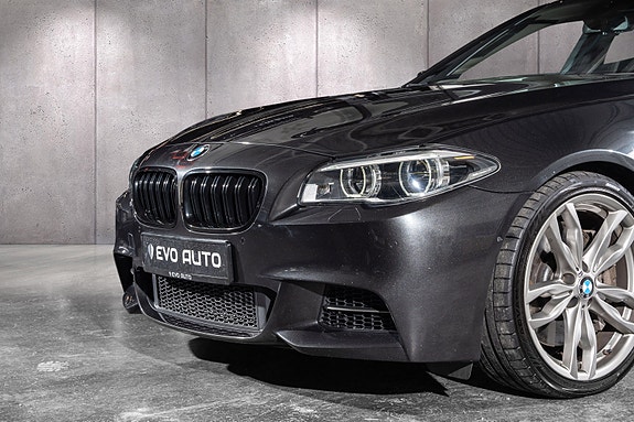 BMW 2 of 5